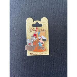 Disneyland Paris Minnie Mouse big thunder Pin
